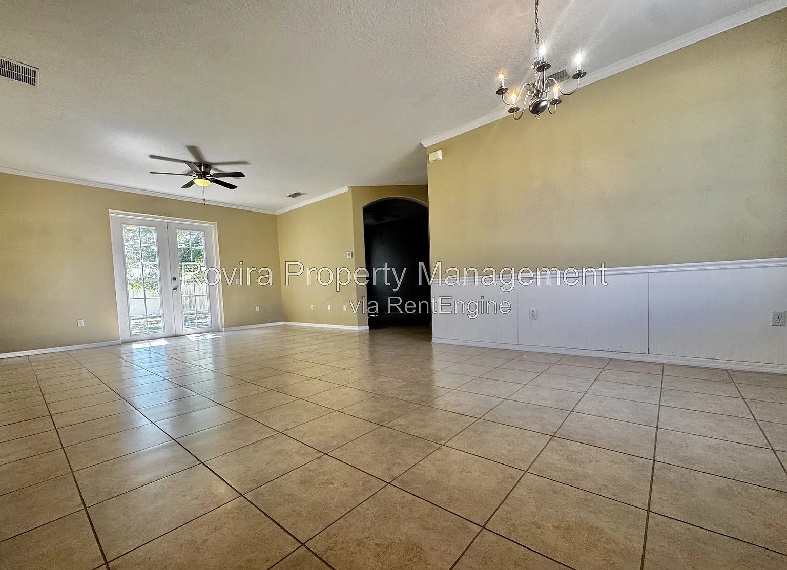 3 bed, 2.0 bath, 1650 sqft, $2,000 — Photo 2