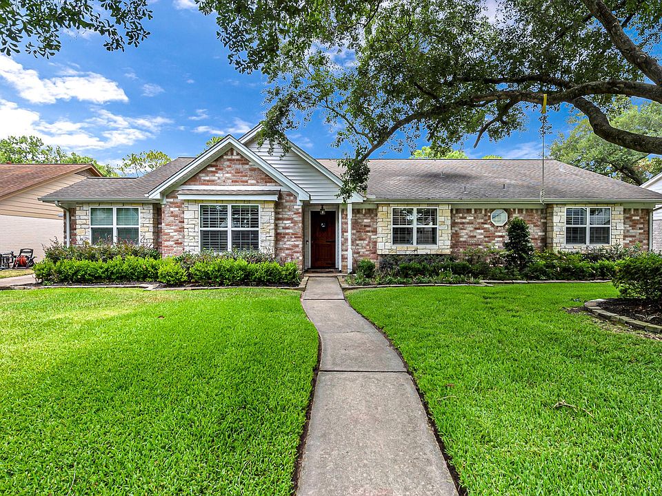 1st image of 2718 Quincannon Ln