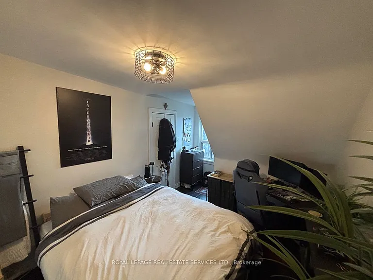 263 Grace St #2 — Photo 19