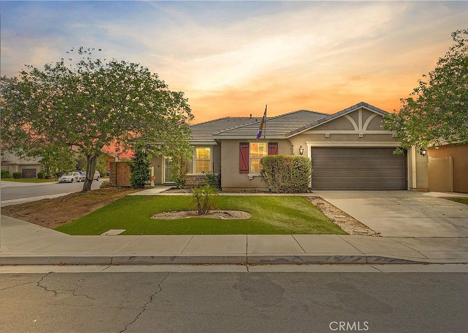 1st image of 3411 Bryce Canyon Way