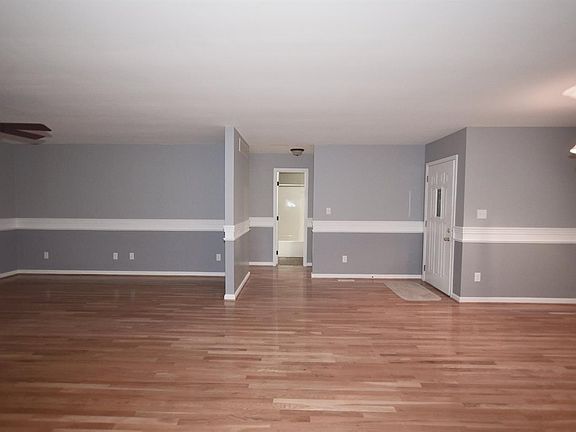 5th image of 138 Swiss Stone Way E