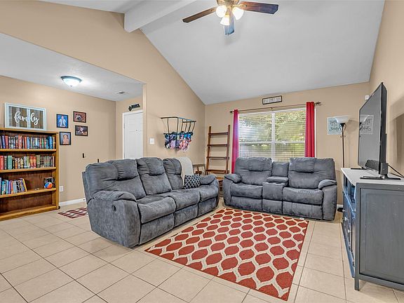 3rd image of 16368 Many Trees Ln