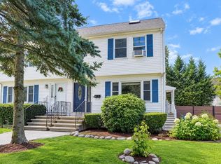 81 Grant Ave UNIT 81, Belmont, MA 02478