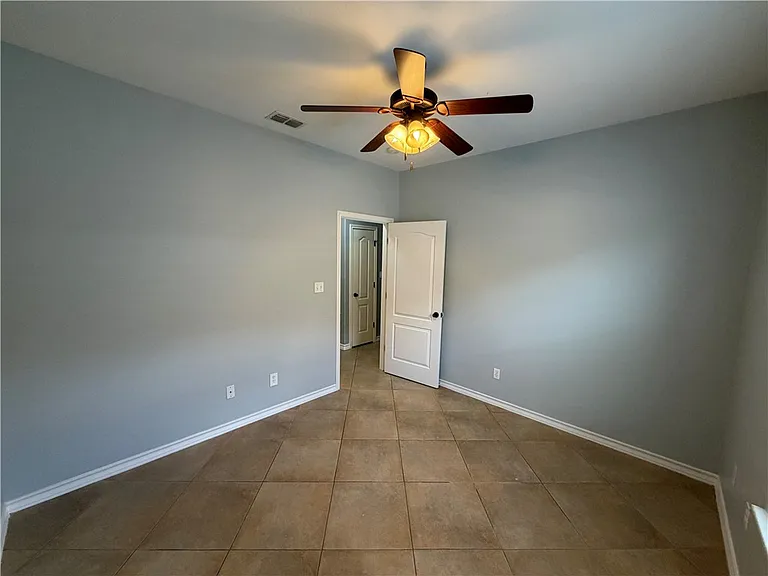 6706 Samba Dr — Photo 6