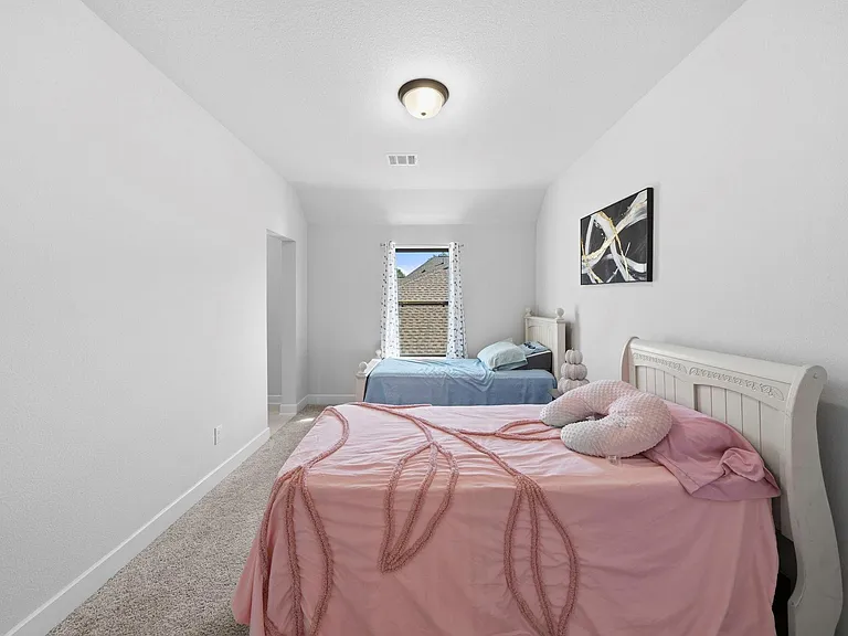 511 Carina Gaze Dr — Photo 31