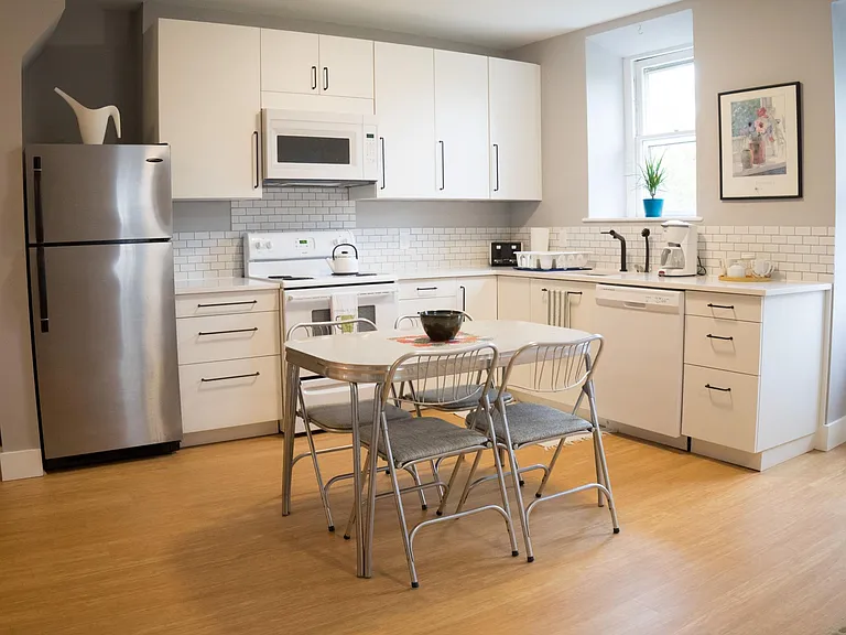 903 S 47th St #3 — Photo 5
