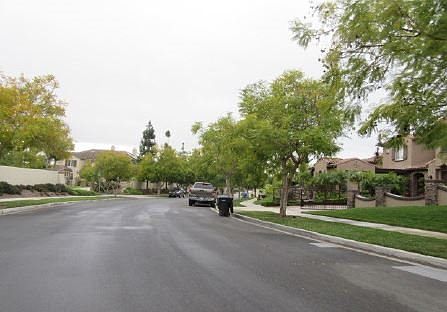 Exterior Neighborhood (street photo)
