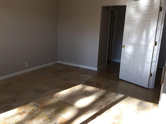 5th image of 4638 Thimbleberry Ln
