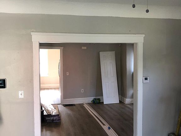 3rd image of 1484 E 110th St
