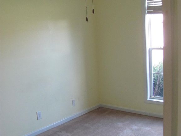 4th image of 226 Lady Alice Ct
