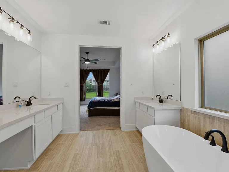 6518 Poplar Meadow Ln — Photo 18