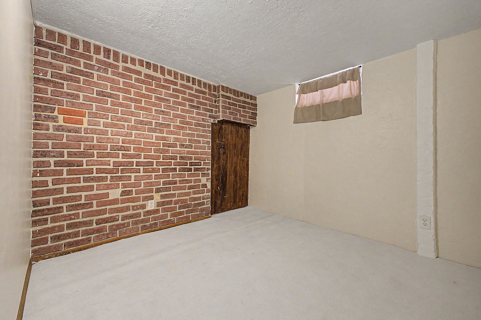 17727 Lowell St, photo 22