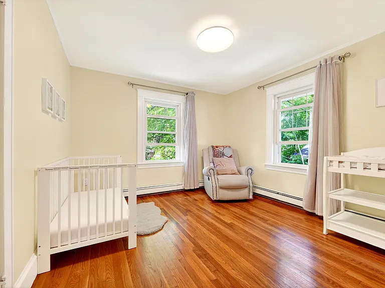 288 Auburndale Ave #2 — Photo 4