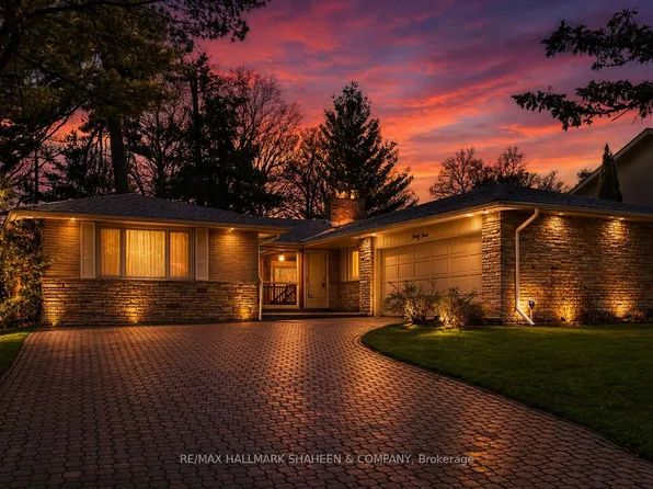 45 Hi Mount Dr, Toronto, ON M2K 1X3