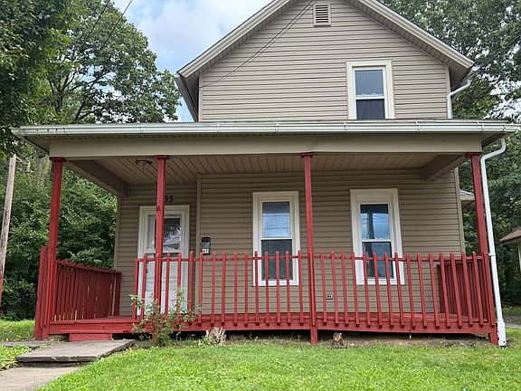 2nd image of 733 Sumner St