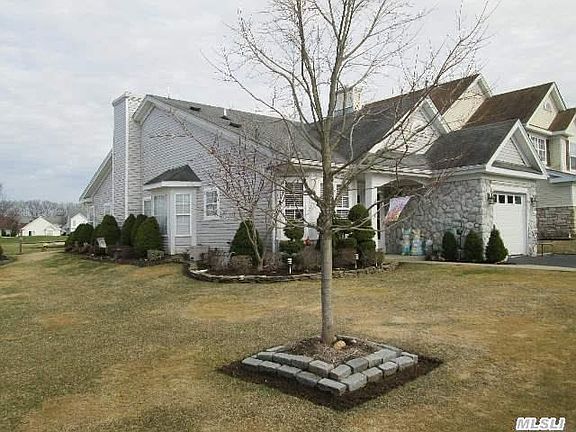 2nd image of 34 Ethan Cir