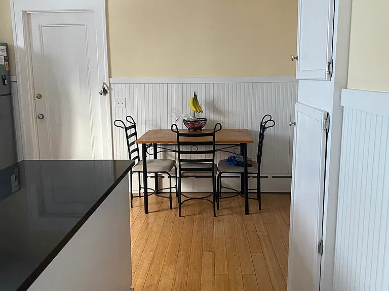 1026 Harvard St #1 — Photo 6
