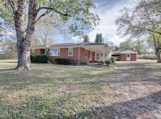 164 Main St E, Gordonsville, TN 38563