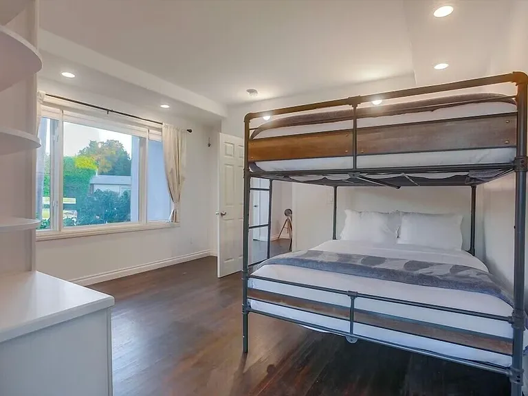 5646 Chelsea Ave — Photo 22