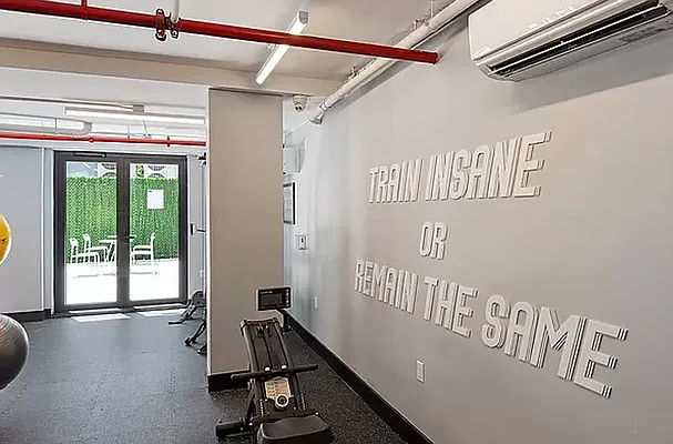 Rented by REAL New York | media 34