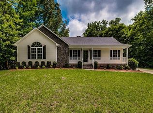 521 Sunrise Ave, Asheboro, NC 27203