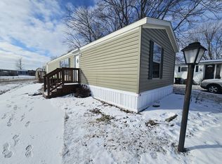 2757 W Robin Dr, Saginaw, MI 48601