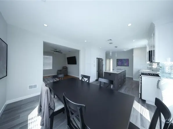 365 Liberty Avenue image 6 of 26