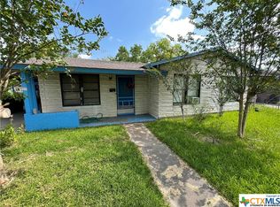 3010 Oaklawn St, Victoria, TX 77901