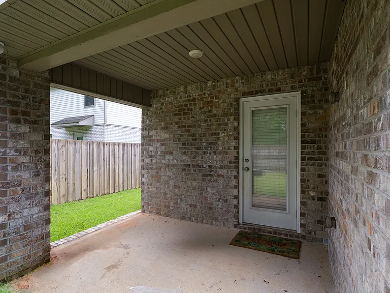 6364 Burrow Ln — Photo 24