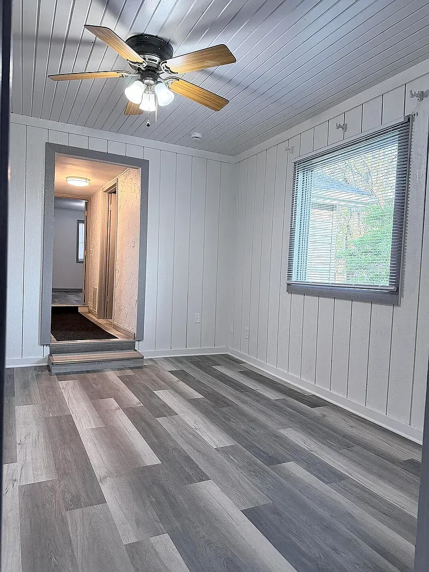 2 bed, 1013 sqft, $1,600 — Photo 1