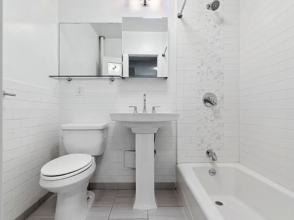 5th image of 311 E 73rd St APT 3A
