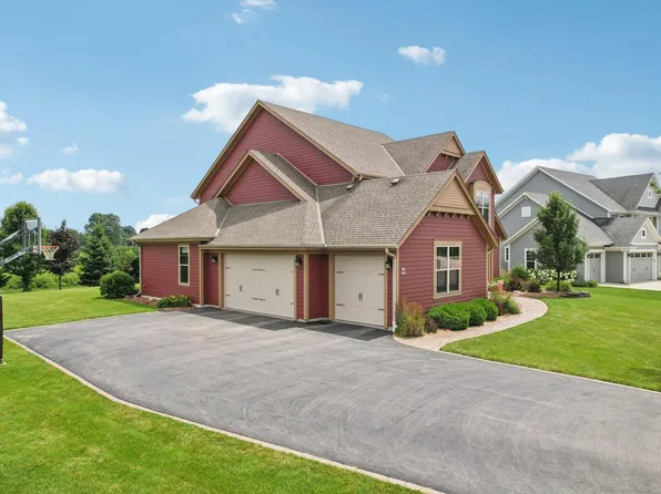 W77N380 Prairie View ROAD, Cedarburg, WI 53012