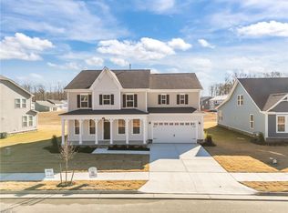 337 Rhapsody Dr, Suffolk, VA 23435