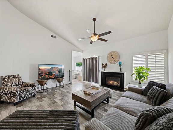 5th image of 77710 Westbrook Ct