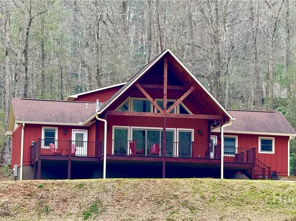 1365 Skylake Road, Sautee Nacoochee, GA 30571