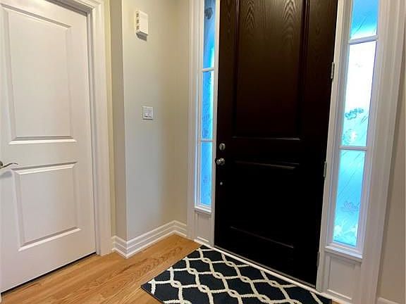 2nd image of 44 Windsor Cir