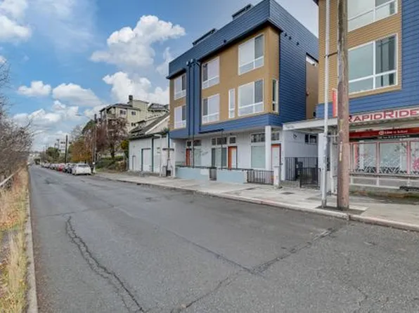 3216 15th Ave W #D, Seattle, WA 98119