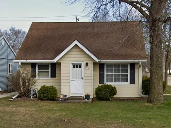 1236 South 116th STREET, West Allis, WI 53214