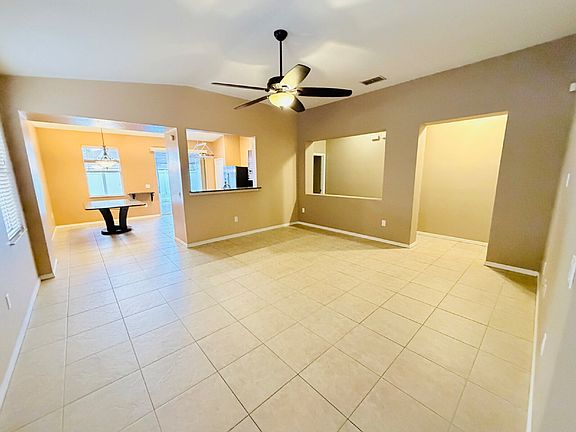 4th image of 3227 Ogden Dr