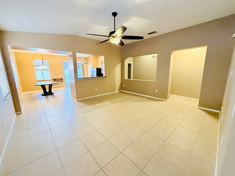 3227 Ogden Dr — Photo 4