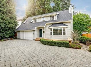 12040 14th Ave NE, Seattle, WA 98125