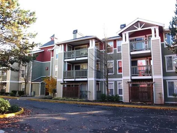 7711 NE 175th St #307, Kenmore, WA 98028