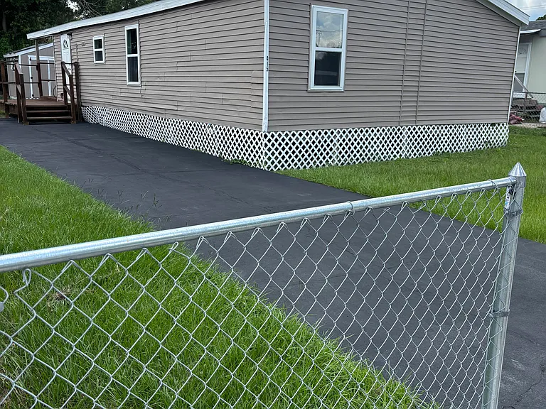 415 Leslie Dr — Photo 21
