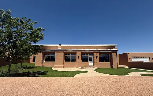 9 Banana Ln Photo 1