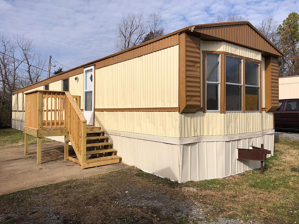1st image of 92 Cedarcrest Dr Lot 7
