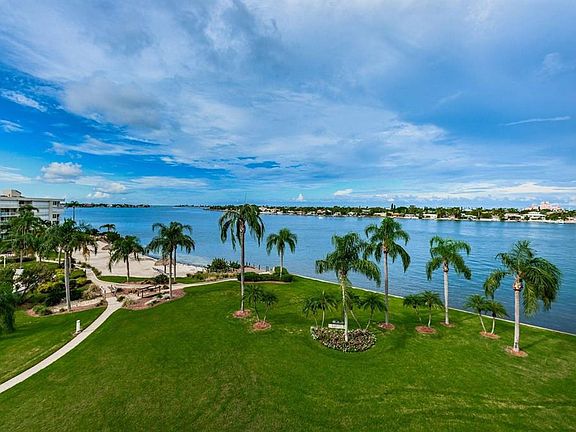 4th image of 6001 Bahia Del Mar Cir APT 527