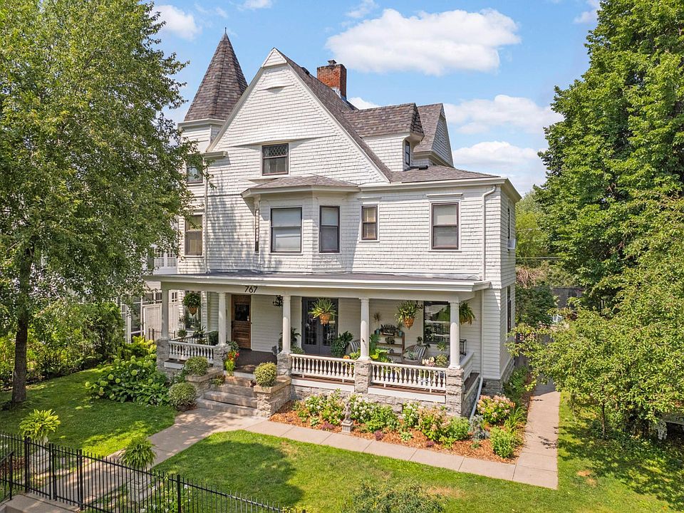 1st image of 767 Goodrich Ave