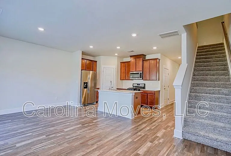 609 Purteview Pl — Photo 4