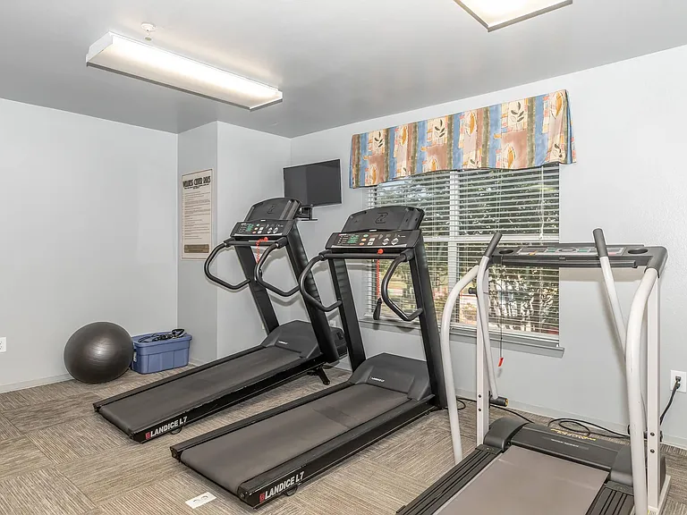 Wright Senior Apartments — Photo 14