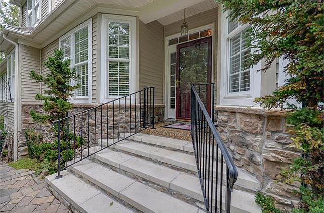 1st image of 4343 Sprucemont